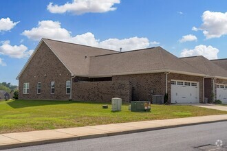 Building Photo - 1647 Foston Ln