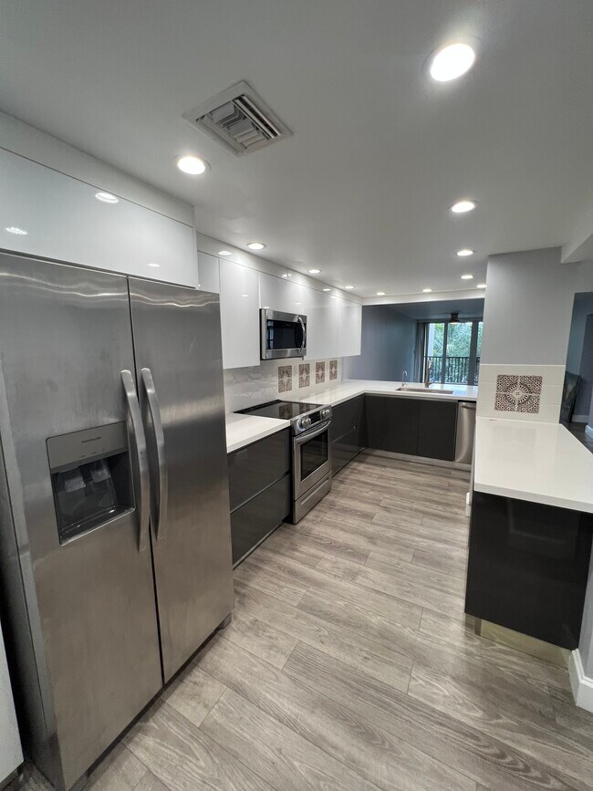 Foto del edificio - 7 Royal Palm Way