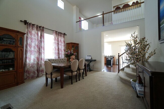 Foto del edificio - 9690 Beryl Dr