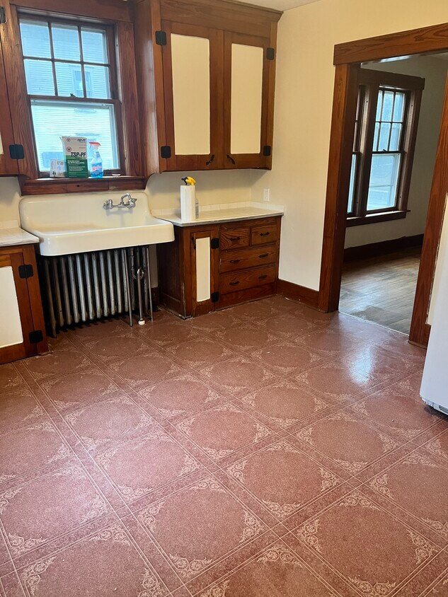 Foto principal - 82 Maple Ave