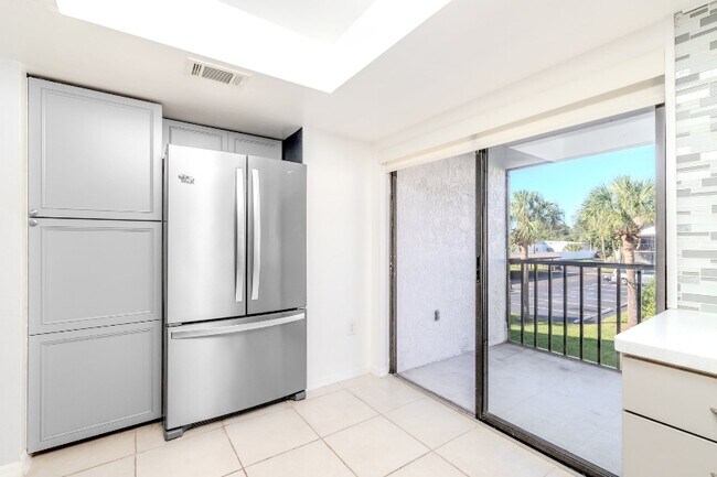 Foto del edificio - 1515 Huntington Ln