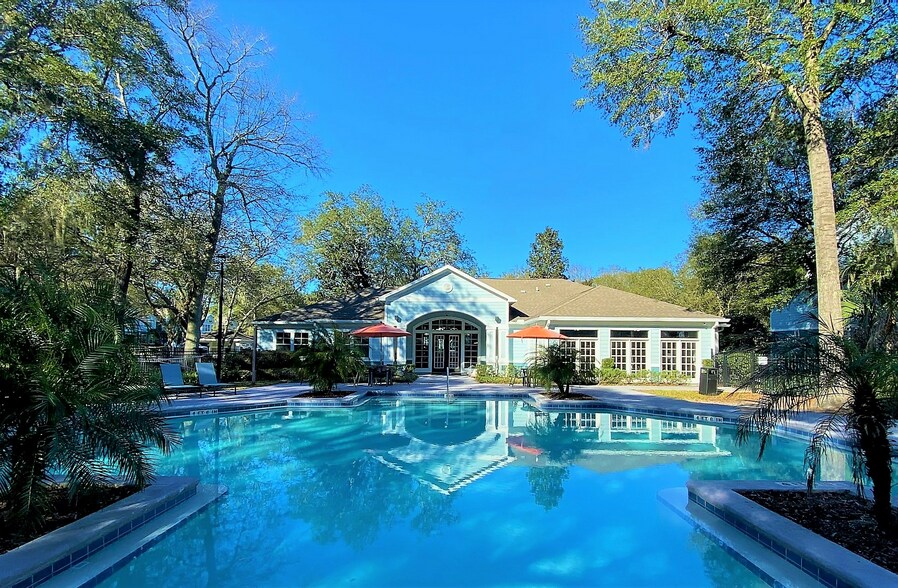 Monterey at Beach Boulevard