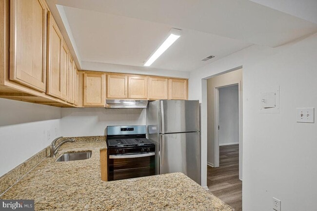 Building Photo - 2574 Riva Rd