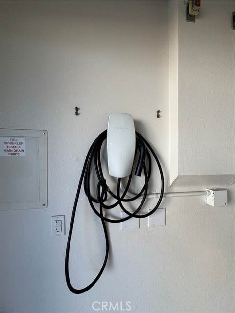 Building Photo - 2388 Yasamin Pl