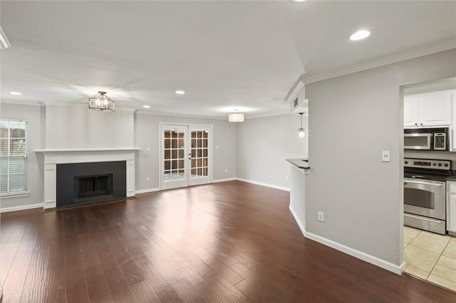 Foto del edificio - 9440 Timberleaf Dr