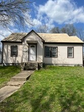 Building Photo - 307 Welch Rd