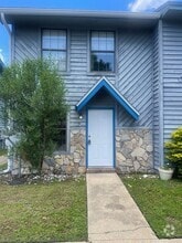 Building Photo - 1325 Greendale Ave