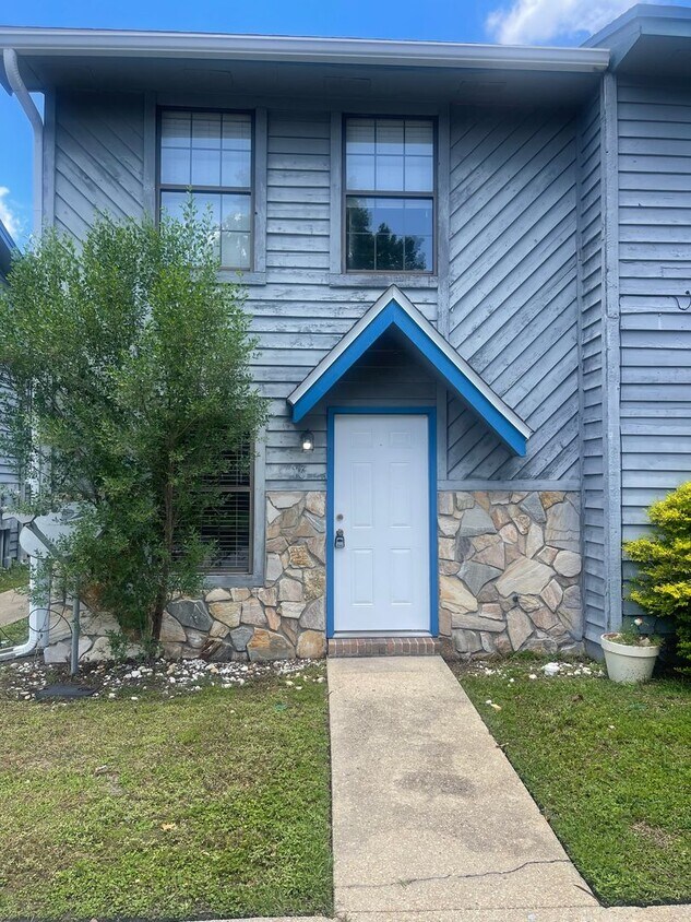 Foto principal - POOL-VIEW/ ACCESS - 2 Bedroom 1.5 Bath Tow...
