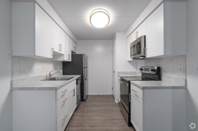 Whiteland West Apartments photo'