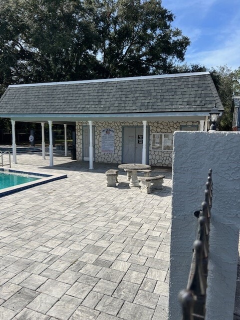 Foto del edificio - 7341 Daniel Webster Dr