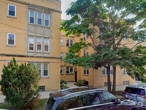 Building Photo - 2359 N Drake Ave