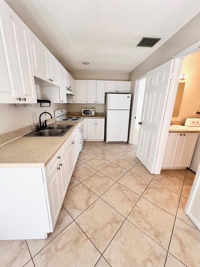 Foto del edificio - 2002 S 10th St