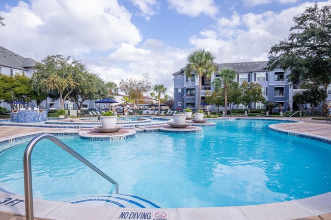 Mandalay At Shadow Lake apartments — community photo - Mandalay At Shadow Lake
