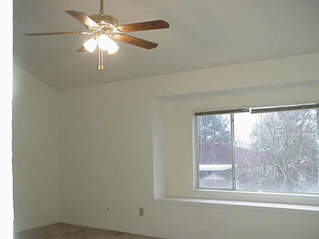Building Photo - 18707 Bridoon Dr