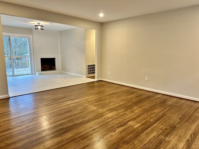 Foto del edificio - 231 Hillwood Ln