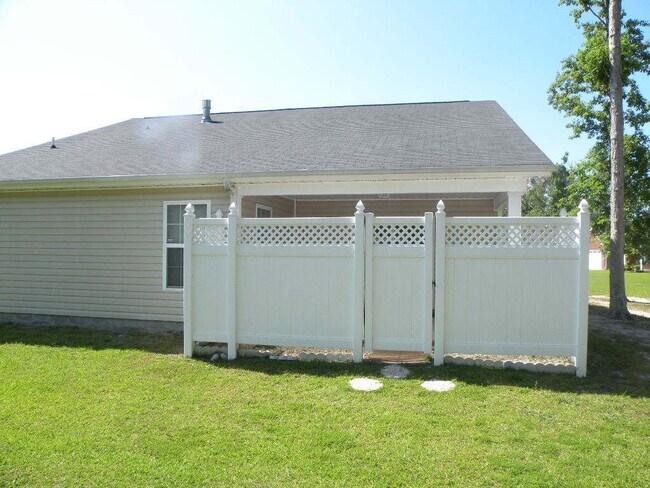 Building Photo - Home in Carolina Pines