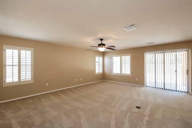 Building Photo - 12890 N Pocatella Dr