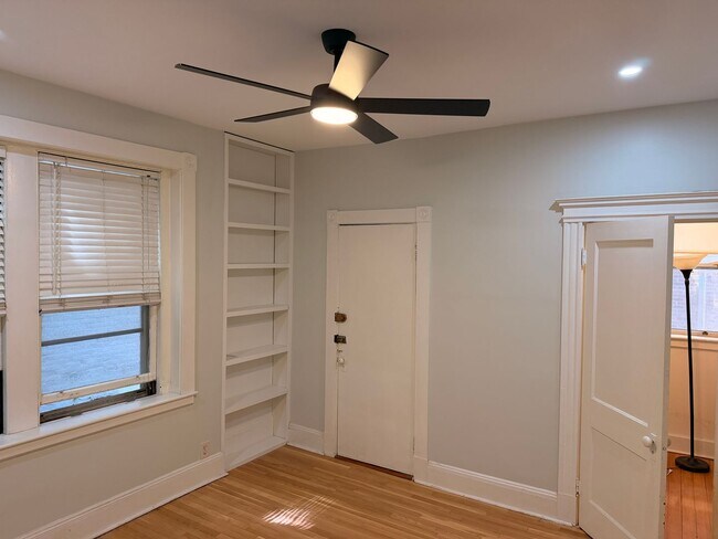 Foto del edificio - 1768 Beacon St