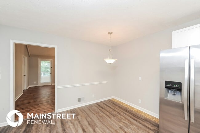 Building Photo - 4381 Hardwood Cir SW