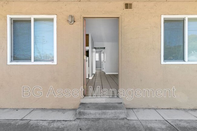 Building Photo - 1529 23rd St