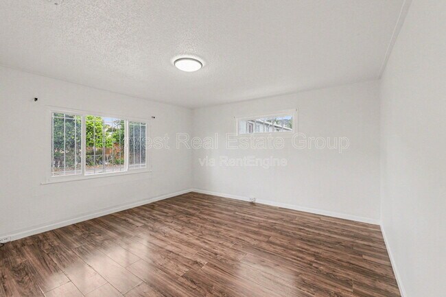 Foto del edificio - 4160 Masterson St