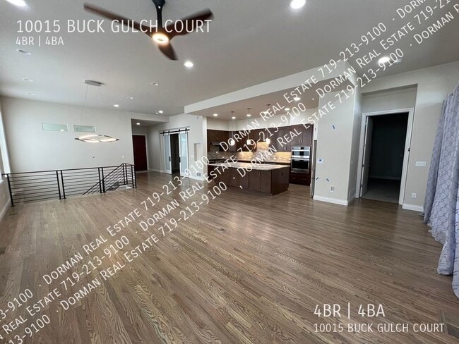 Foto del edificio - 10015 Buck Gulch Ct
