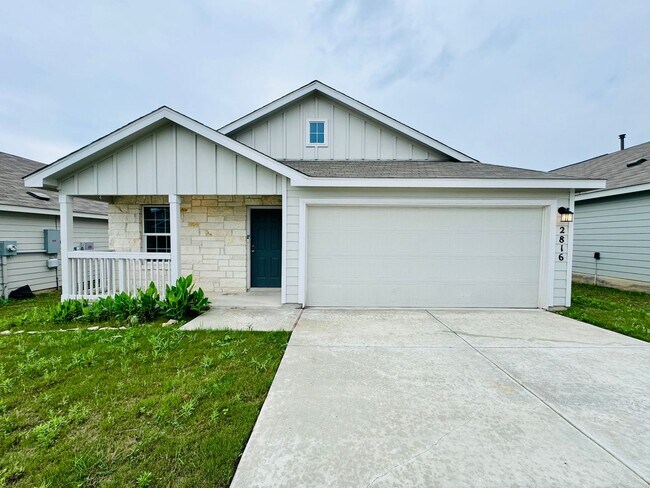 Foto del edificio - Reduced to $1695!