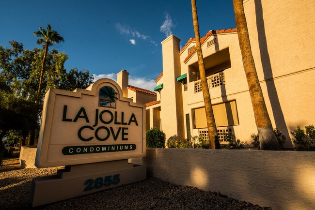 2 Bedroom 2 Bath in Mesa - 2 Bedroom 2 Bath in Mesa House
