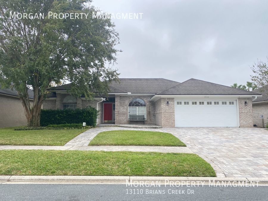 Foto principal - Johns Creek one story with beautiful water...