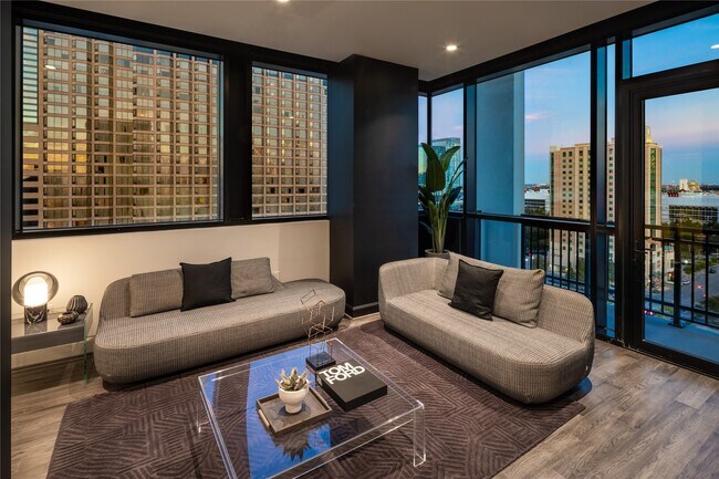Foto del edificio - 1211 Caroline St