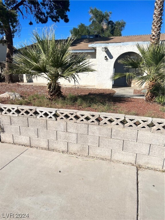 Foto del edificio - 5504 W Bartlett Ave