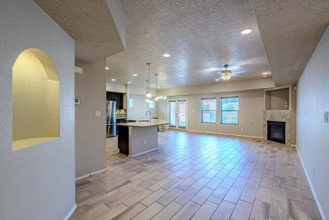 Building Photo - 6443 Los Cantos Ave