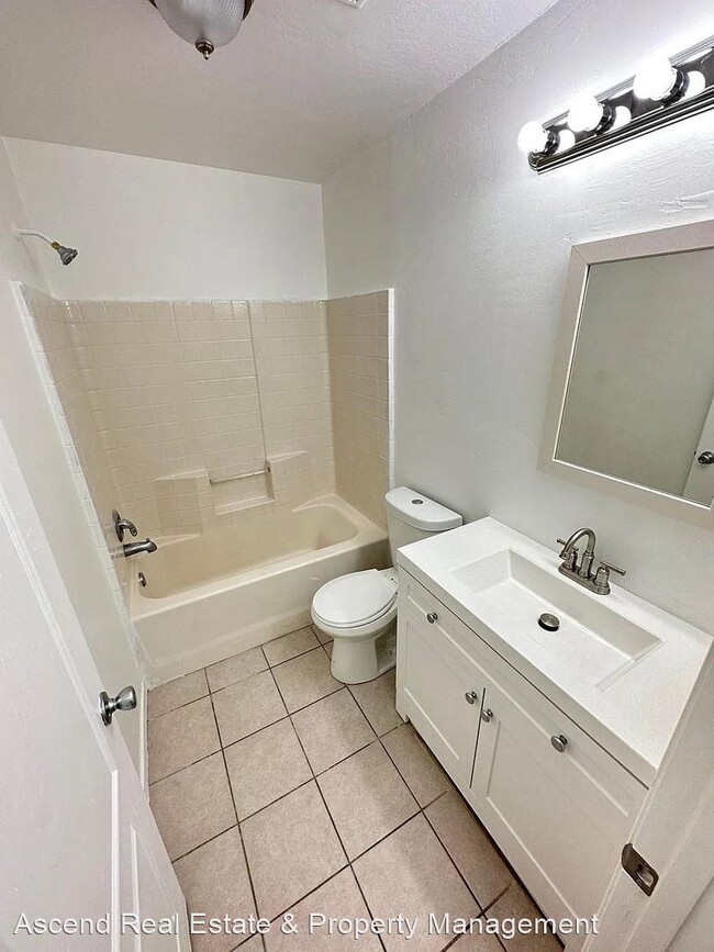 Building Photo - 3 br, 2 bath House - 5817 Pendleton Falls Dr