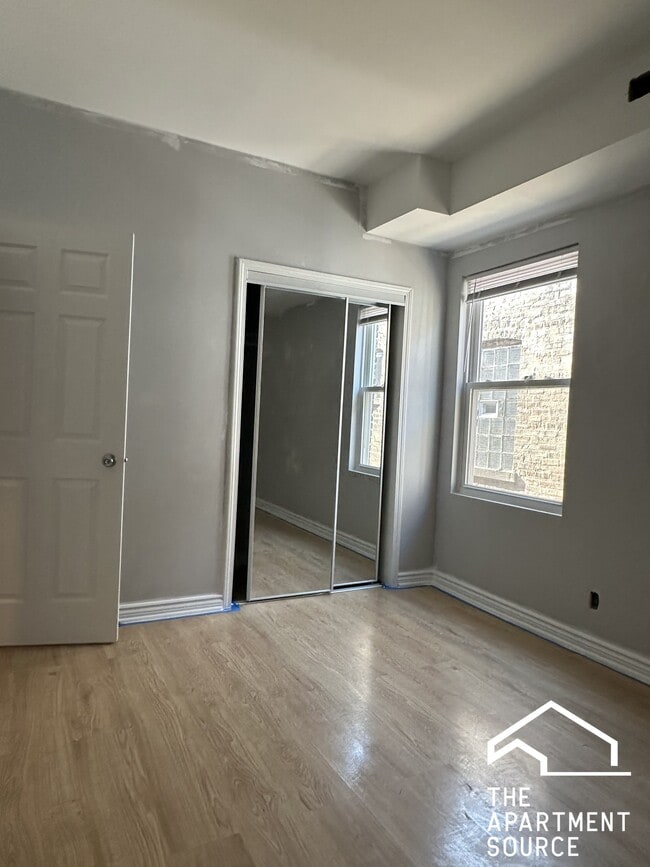 Foto del edificio - 4033 W Crystal St