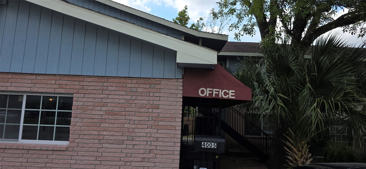 Foto principal - 4005 Irvington Blvd