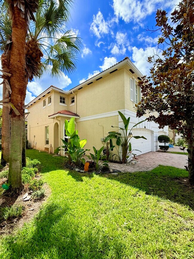 Foto del edificio - 9138 Villa Palma Ln