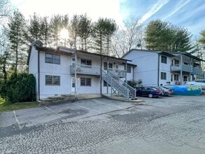 Building Photo - 20 Brookdale Rd