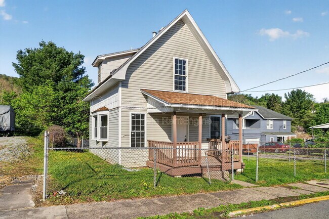 Foto del edificio - 139 Martin St