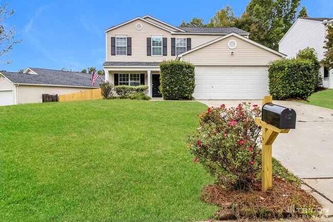 Building Photo - 208 Autumn Woods Dr