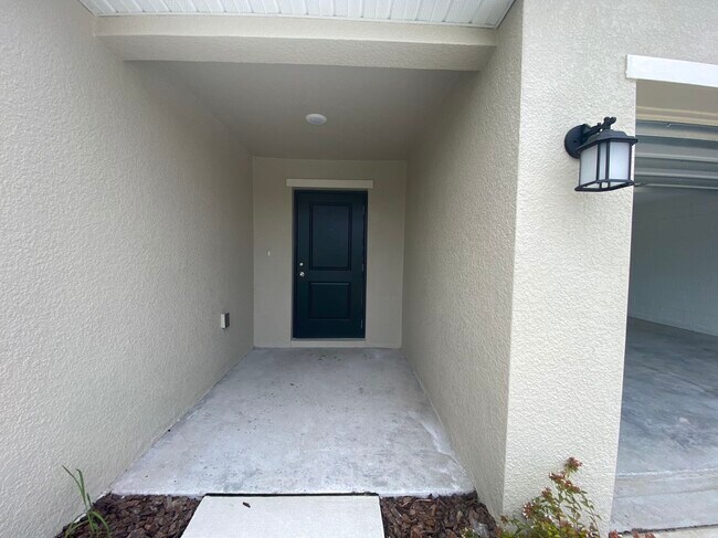 Foto del edificio - 2319 Green Valley St