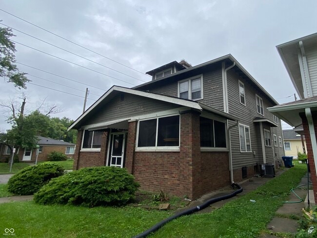 Building Photo - 5275 N College Ave
