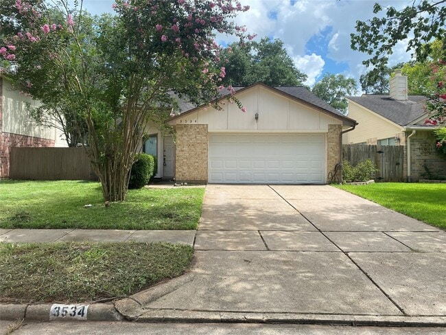 Building Photo - 3534 Woodmere Ln