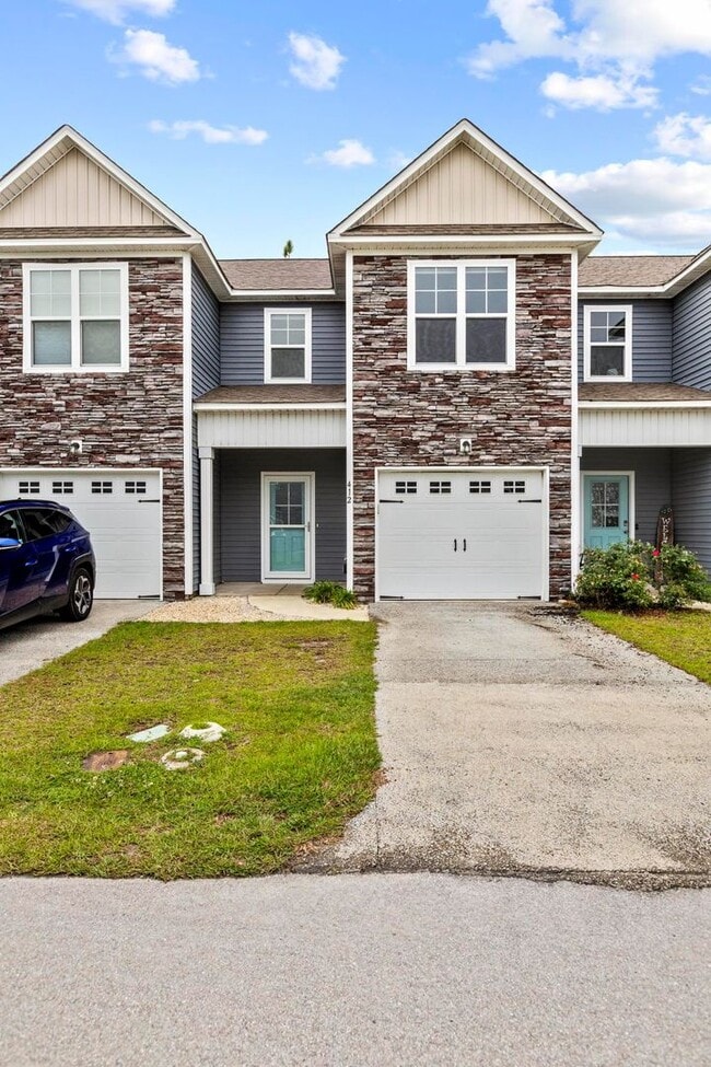 Building Photo - 412 Guppy Lp Rd