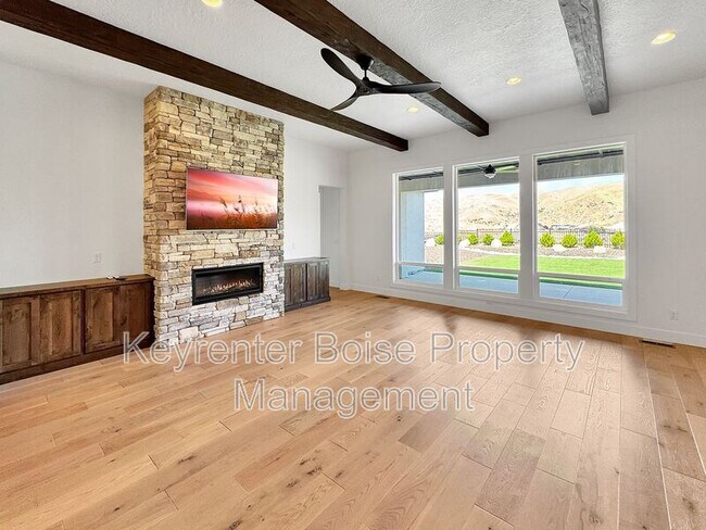Foto del edificio - 5298 W Parkridge Dr