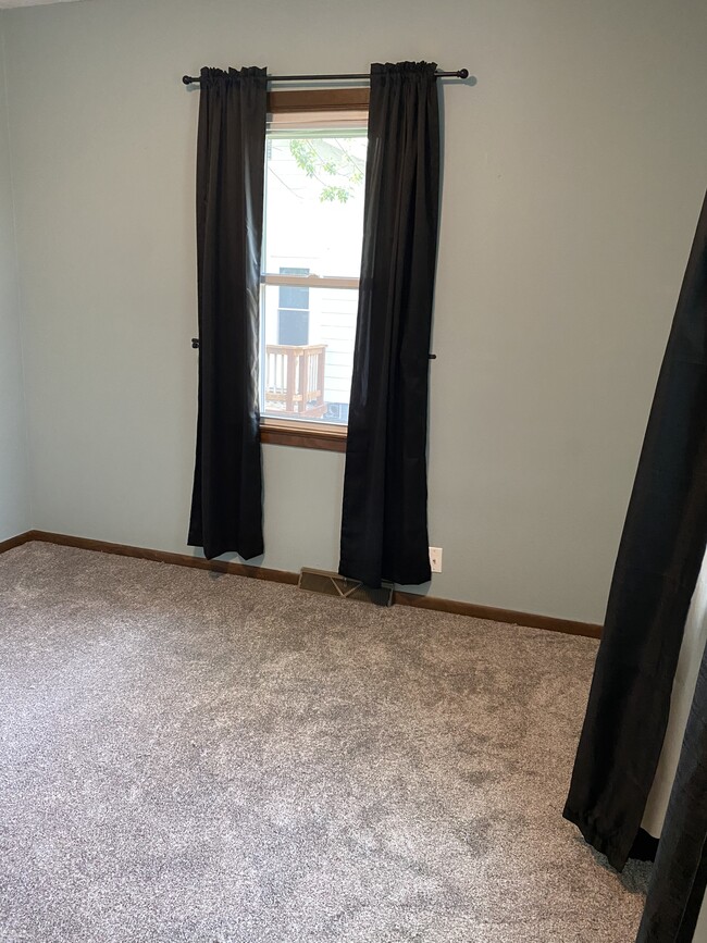 Bedroom #2 - 7900 Oakwood St