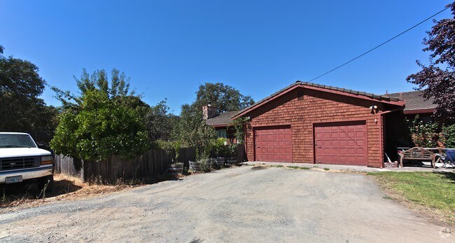 Building Photo - 8719 Windsor Rd