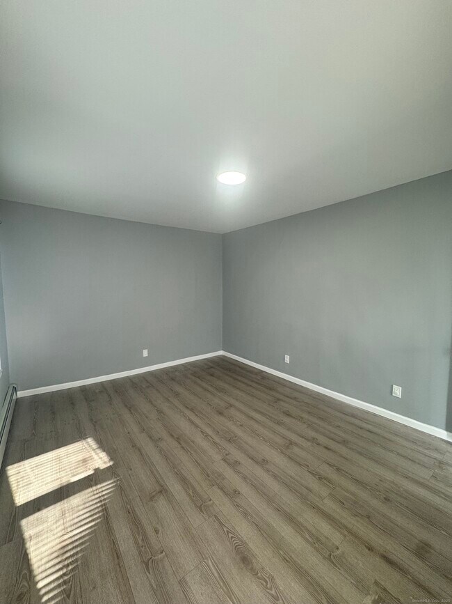 Foto del edificio - 290 Orange St