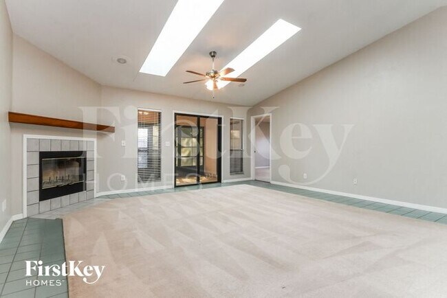 Building Photo - 5418 Shore Drive