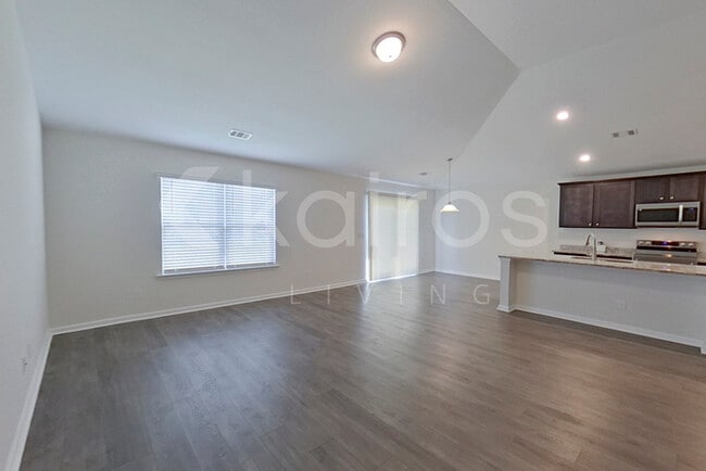 Building Photo - 103 St Phillip Wy