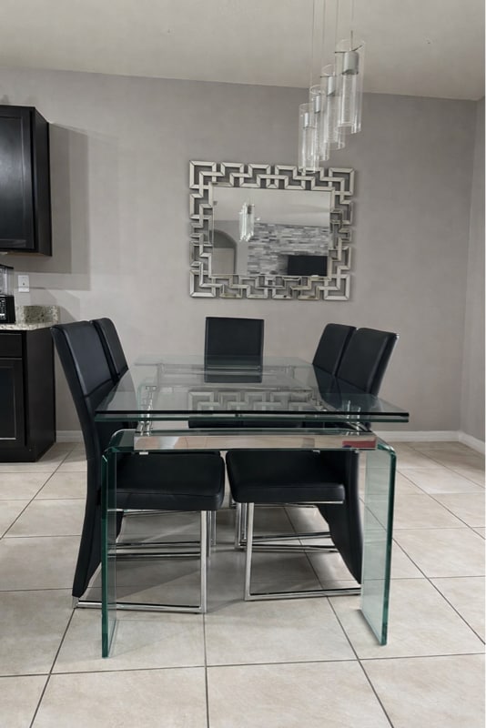 Foto del edificio - 417 Tanglewood Dr